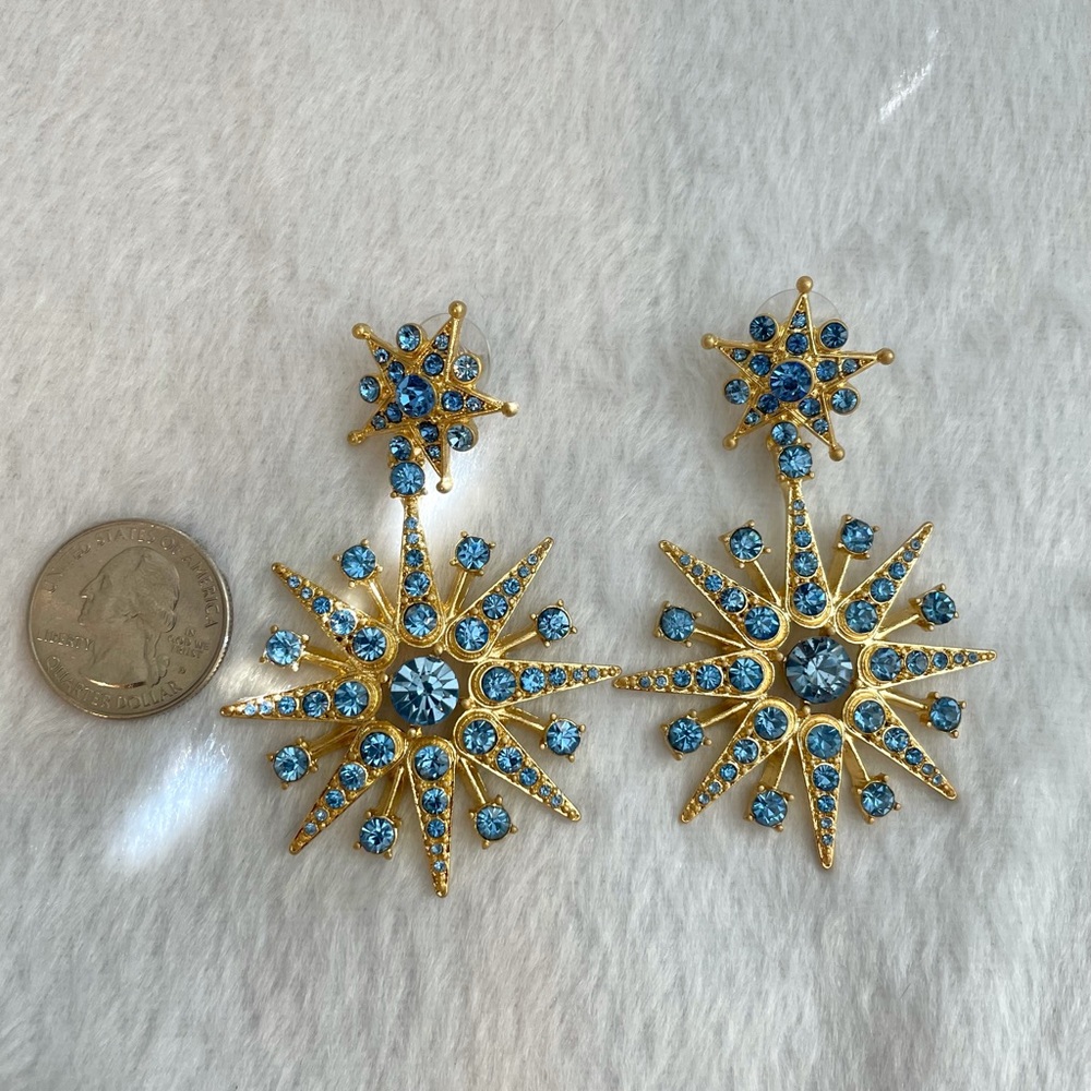 HOST PICK 😍🎉 Oscar de la Renta Star Burst Earrings - Picture 7 of 7
